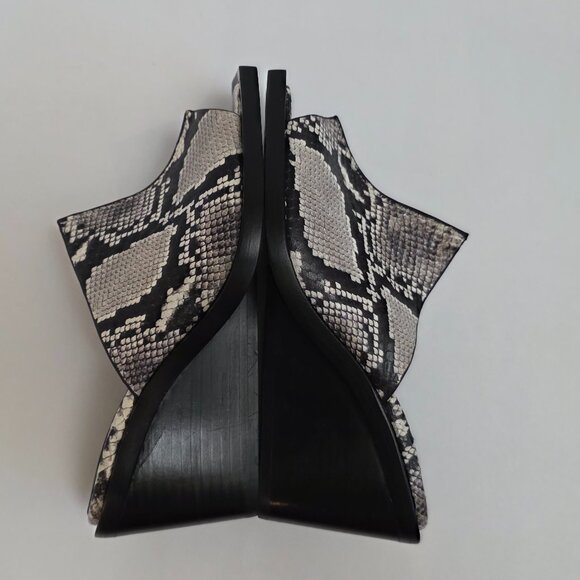 Rag & Bone Santiago Snake-Print Leather Wedge Sandals - Picture 11 of 13